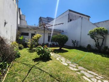 Casa en venta en Lanus Oeste