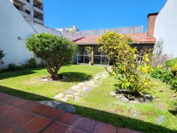 Casa en venta en Lanus Oeste