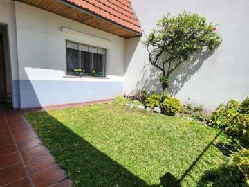 Casa en venta en Lanus Oeste