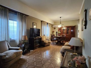 Casa en venta en Lanus Oeste