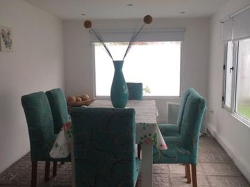 Casa PH en venta en Castelar Norte