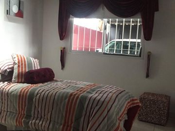 Casa PH en venta en Castelar Norte
