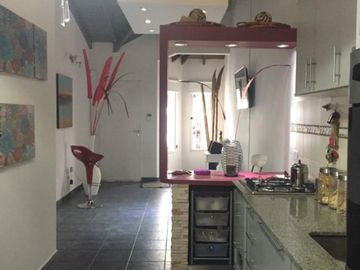 Casa PH en venta en Castelar Norte