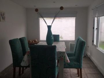 Casa PH en venta en Castelar Norte