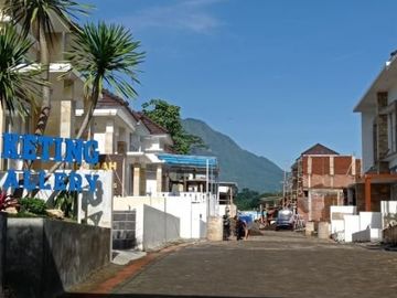 Rumah Murah Poros Jalan dekat Wisata Batu