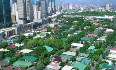 Corner Lot in Urdaneta Village for Sale