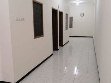 Dijual rumah 1.5 lantai lebak timur surabaya