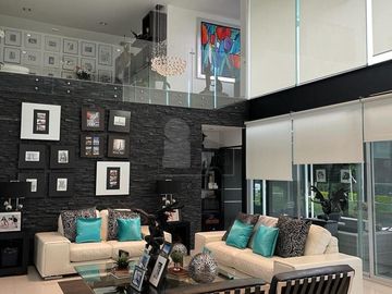 Espectacular casa en Venta en Cumbres del Lago Juriquilla, acabados de Lujo