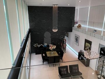 Espectacular casa en Venta en Cumbres del Lago Juriquilla, acabados de Lujo
