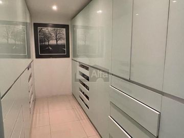Espectacular casa en Venta en Cumbres del Lago Juriquilla, acabados de Lujo