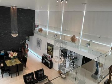 Espectacular casa en Venta en Cumbres del Lago Juriquilla, acabados de Lujo