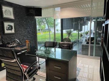 Espectacular casa en Venta en Cumbres del Lago Juriquilla, acabados de Lujo