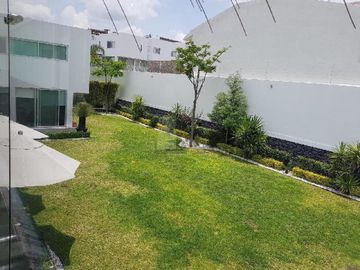 Espectacular casa en Venta en Cumbres del Lago Juriquilla, acabados de Lujo