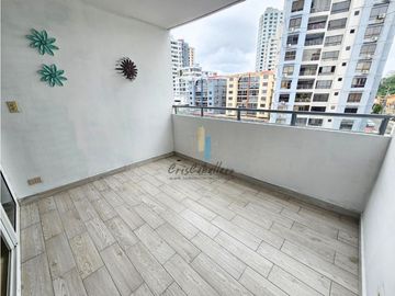 Se vende amplio apartamento en Villa de la Fuente