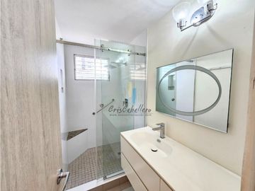Se vende amplio apartamento en Villa de la Fuente