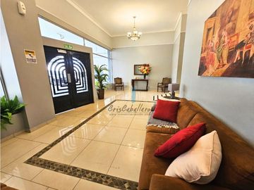 Se vende amplio apartamento en Villa de la Fuente