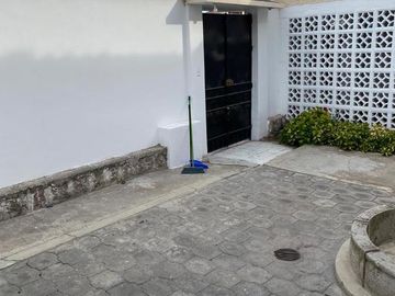 Casa - Mitad del Mundo