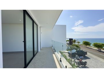 DUPLEX MODERNO VISTA AL MAR EN URB CIUDAD DEL MAR, MANTA