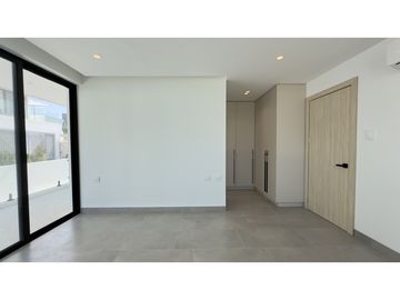 DUPLEX MODERNO VISTA AL MAR EN URB CIUDAD DEL MAR, MANTA