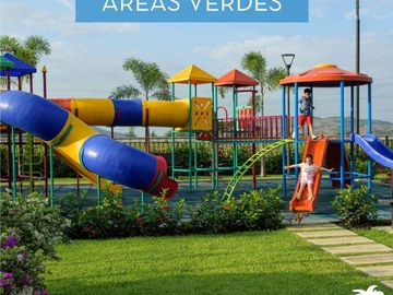 Venta de Casa en Urb. Casa Laguna, cerca C.C. El Dorado, Samborondon.