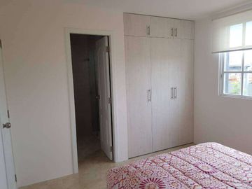 Venta de Casa en Urb. Casa Laguna, cerca C.C. El Dorado, Samborondon.