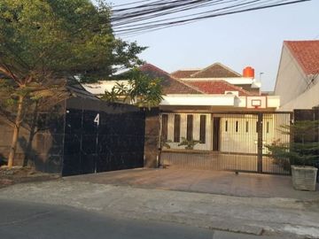 Dijual Cepat Rumah Mewah Siap Huni Lokasi Bagus dan Strategis di Bintara Bekasi Barat