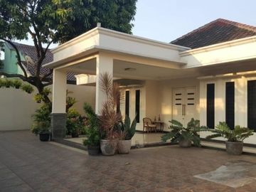 Dijual Cepat Rumah Mewah Siap Huni Lokasi Bagus dan Strategis di Bintara Bekasi Barat