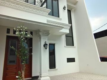 Rumah baru SHM di Pondok Gede Bekasi bebas banjir lokasi strategis