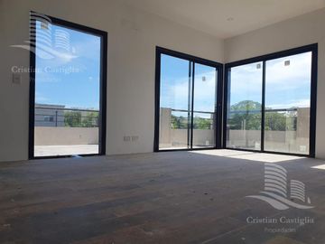 Venta - Casa 4 ambientes, Jardin, Pileta - San Matias, Escobar