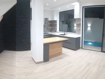 Se Vende Casa Cerca del Mar en Salinas