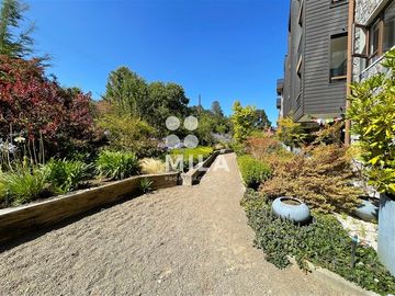 Seminuevo con patio en venta de 2 dorm. en Puerto Varas