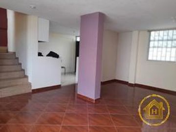 Casa en Venta en conjunto, sector Bellavista de Calderón