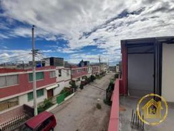 Casa en Venta en conjunto, sector Bellavista de Calderón