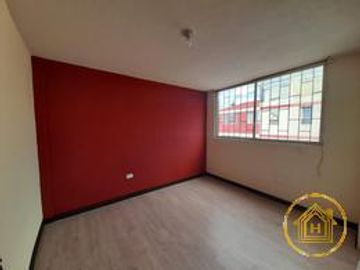 Casa en Venta en conjunto, sector Bellavista de Calderón