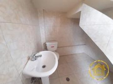 Casa en Venta en conjunto, sector Bellavista de Calderón