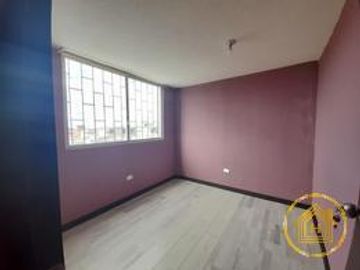 Casa en Venta en conjunto, sector Bellavista de Calderón