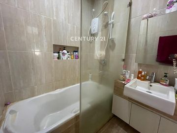 Dijual Rumah Di Paradise Resort City Ciputat Depan RS Buah Hati