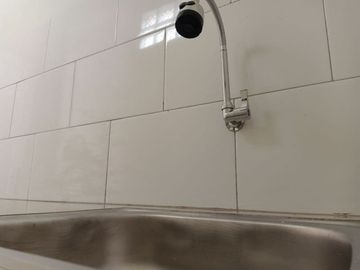 RUMAH CANTIK RASA VILLA KONSEP INDUSTRIAL STYLE DI CIKALANG DKT TOL