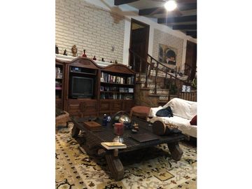 CASA EN VENTA CON VISTA AL LAGO 