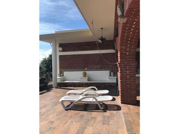CASA EN VENTA CON VISTA AL LAGO 