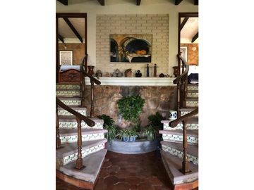 CASA EN VENTA CON VISTA AL LAGO 