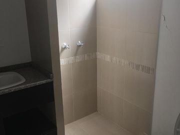 VENDO HERMOSA CASA EN SAN RAFAEL * VALLE DE LOS CHILLOS * 181 m2.