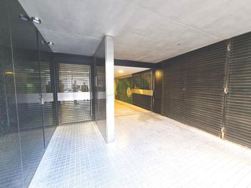 Rosario Barrio Martin  Venta (alquilado) Calidad. Nuevo. Balcón frente
