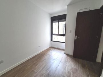 Rosario Barrio Martin  Venta (alquilado) Calidad. Nuevo. Balcón frente