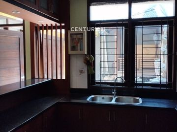 Rumah 2 Lantai Nyaman Siap Huni Di Kota Baru Parahyangan Bandung