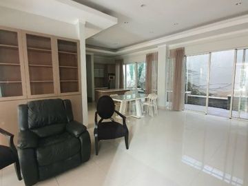 Rumah Elegan 2 Lantai di Cluster Elite Kebayoran Bintaro 5802