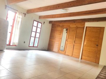 OPORTUNIDAD CASA CON USO DE SUELO EN TEPEPAN XOCHIMILCO
