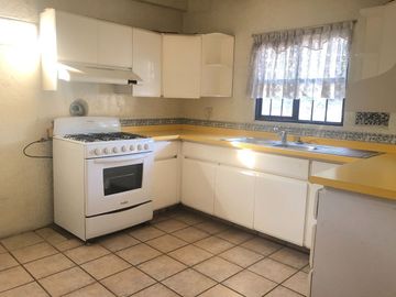 OPORTUNIDAD CASA CON USO DE SUELO EN TEPEPAN XOCHIMILCO