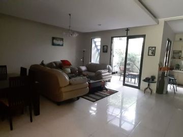 Rumah Bagus 2 Lantai 3 Kamar Tidur Foresta Cluster Primavera BSD City Tangerang Bebas Banjir