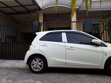 Dijual,rumah 2lantai jalan oro2 Tambaksari surabaya